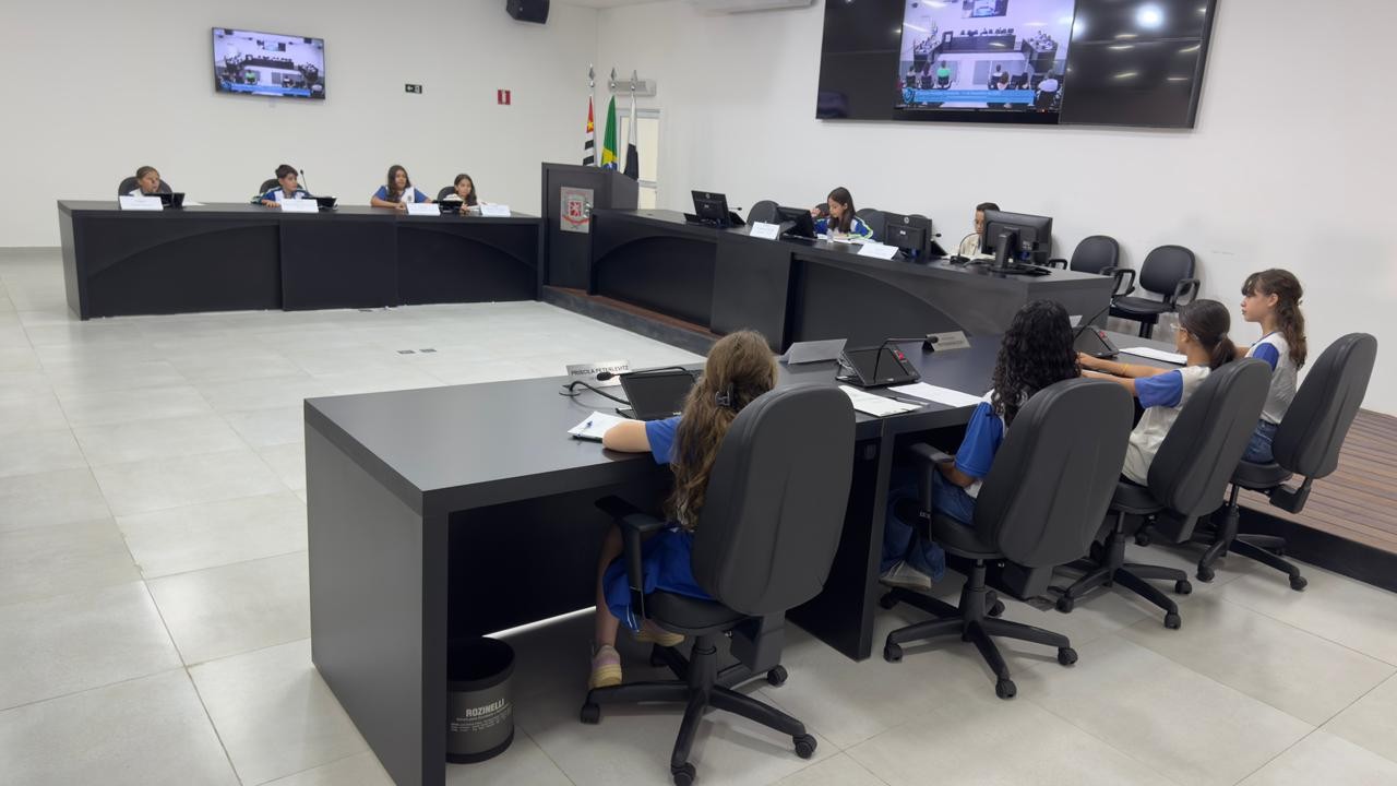 Vereadores Estudantes tomam posse nesta quarta-feira para 23ª legislatura 