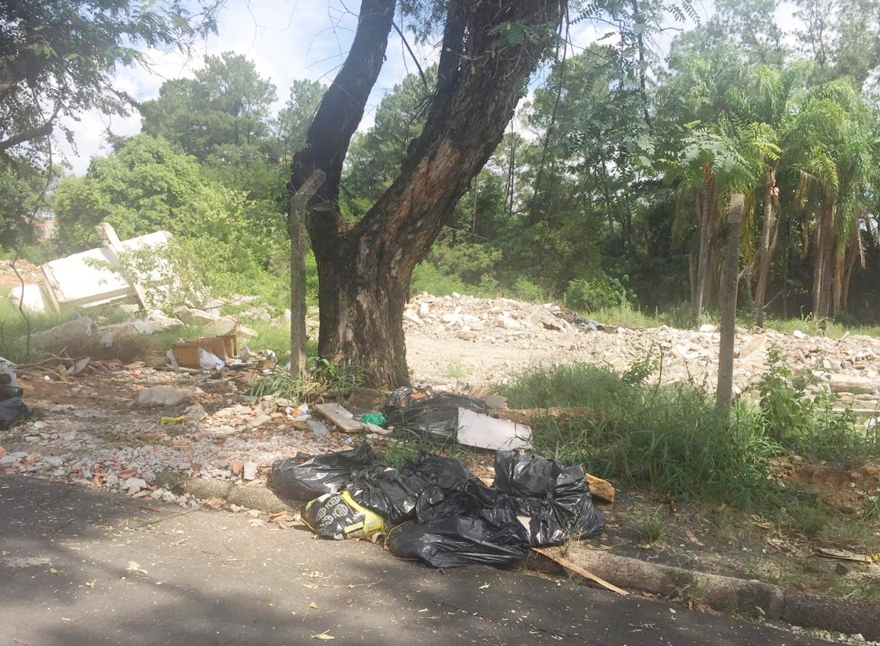 2019426_Terreno-Miabel-Lixo-01.2019