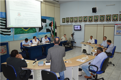 Vereadores aprovaram projeto do prefeito que beneficia servidores