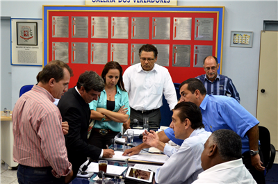 Advogados do ex-prefeito receberam documentos para elaborar a defesa
