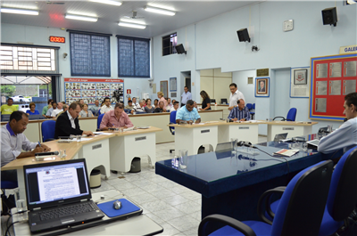 Vereadores realizaram ontem última sessão ordinária do ano
