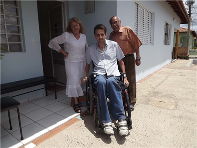 Presidente solicita médicos para a Vila da Melhor Idade